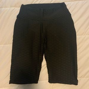 Biker shorts with butt scrunch